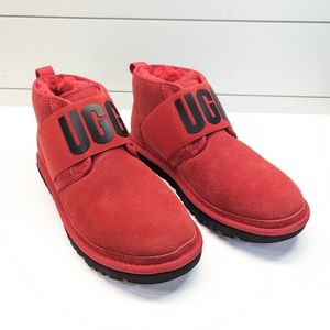 UGG Neumel II Graphic Spell Out Red Logo Ankle Chukka Comfy Suede Boots Men's 9
